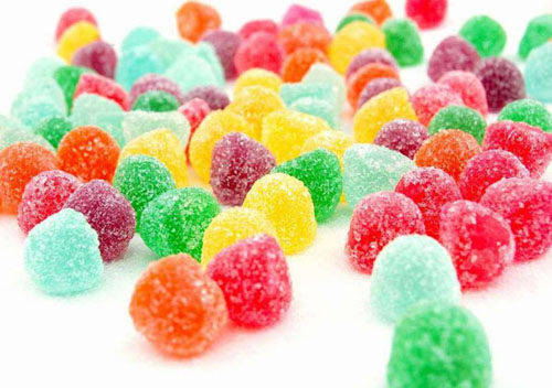 Cách làm kẹo đường nhiều màu cho bé vui vẻ đón Tết